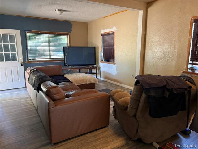 1000 Denver Avenue