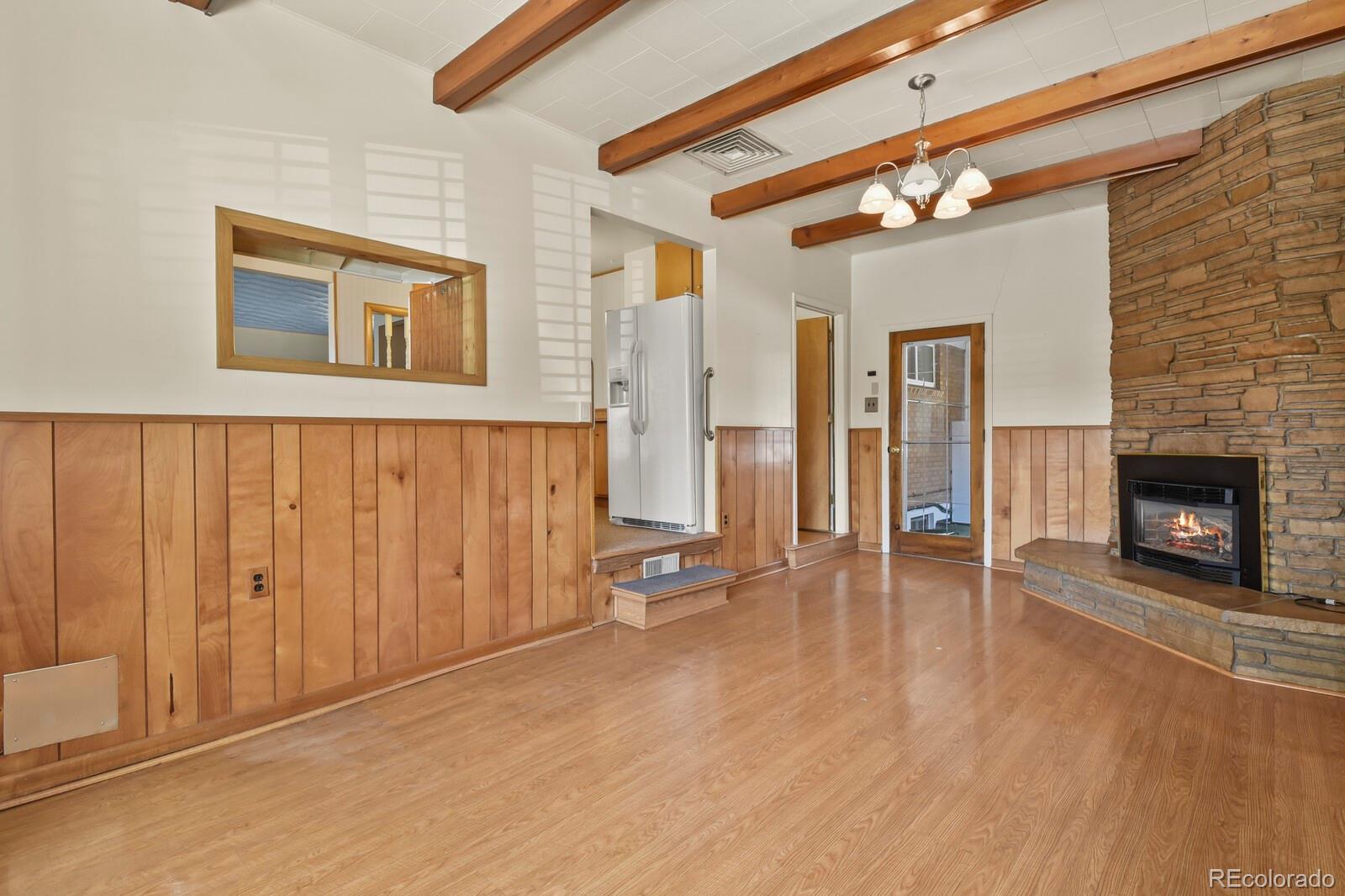 2281 Samuel Drive