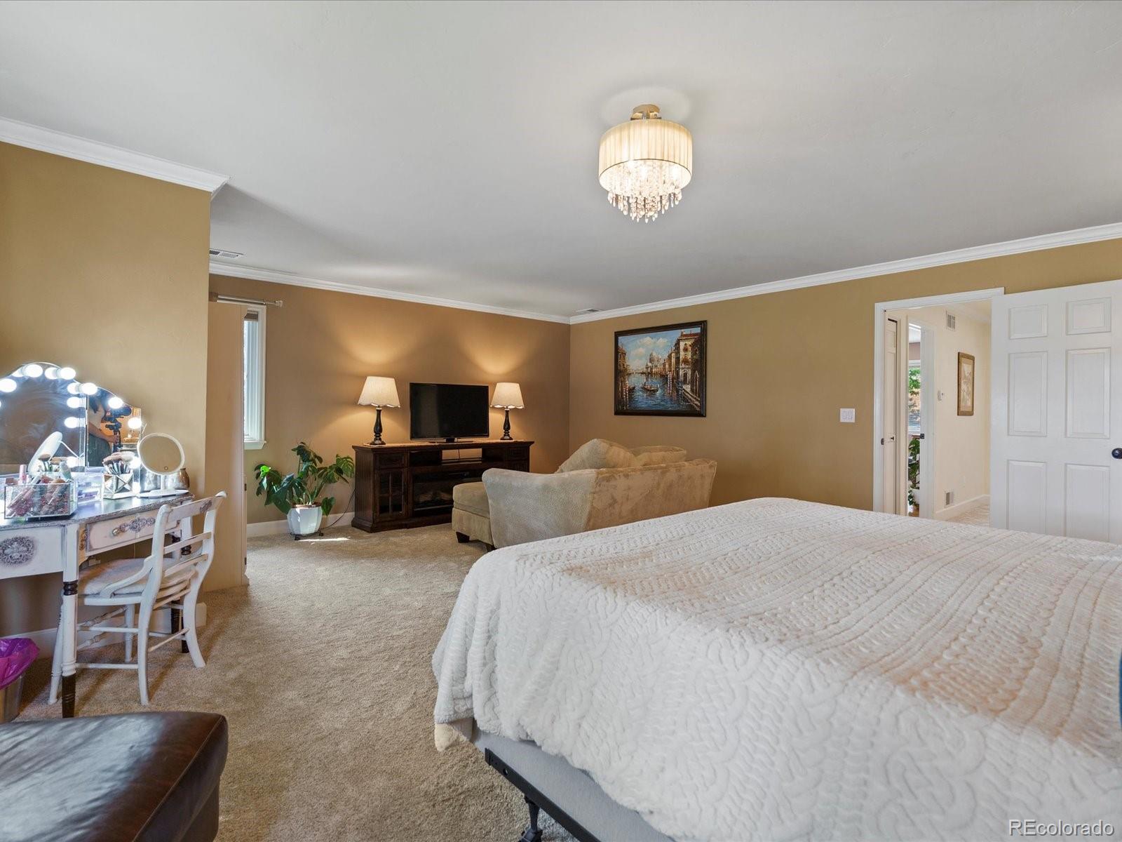 7646 S Bear Mountain