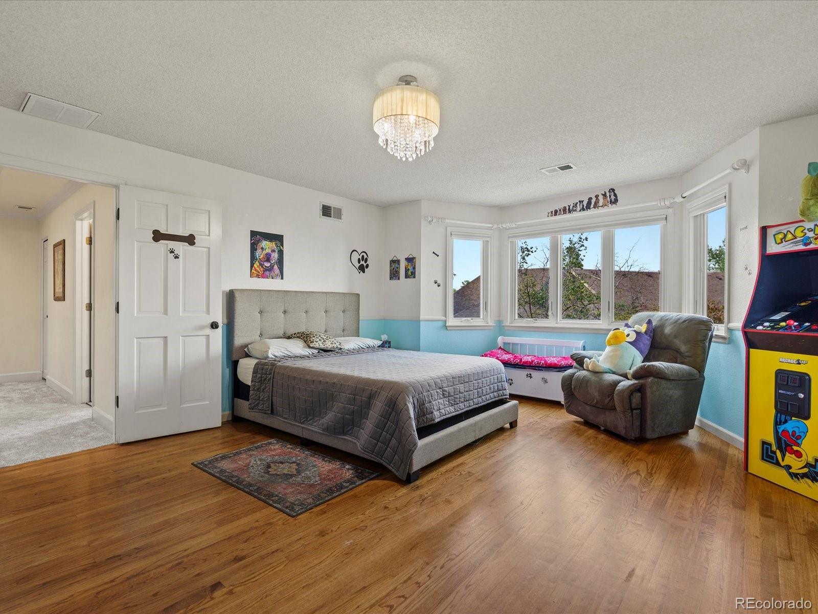 7646 S Bear Mountain