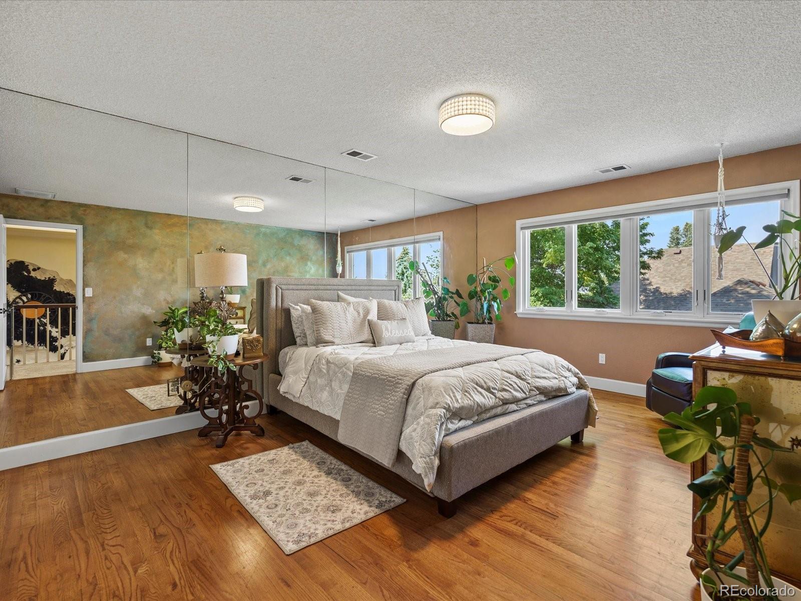 7646 S Bear Mountain