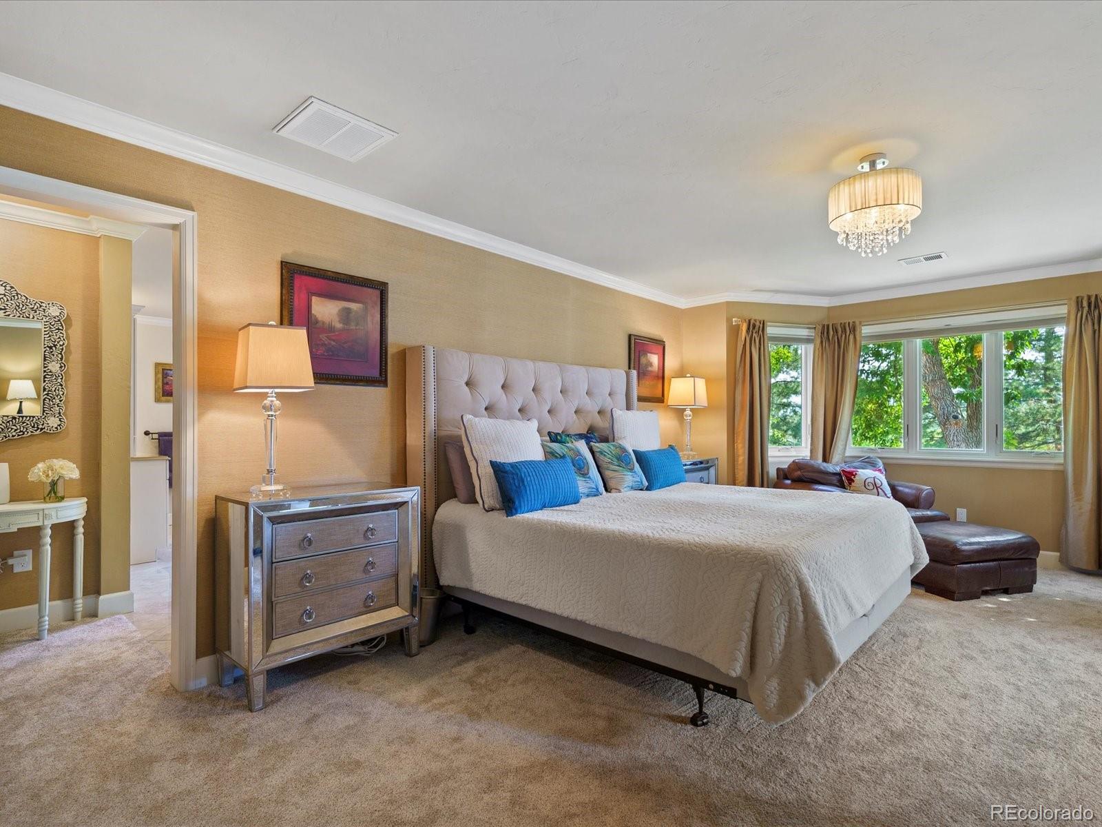 7646 S Bear Mountain