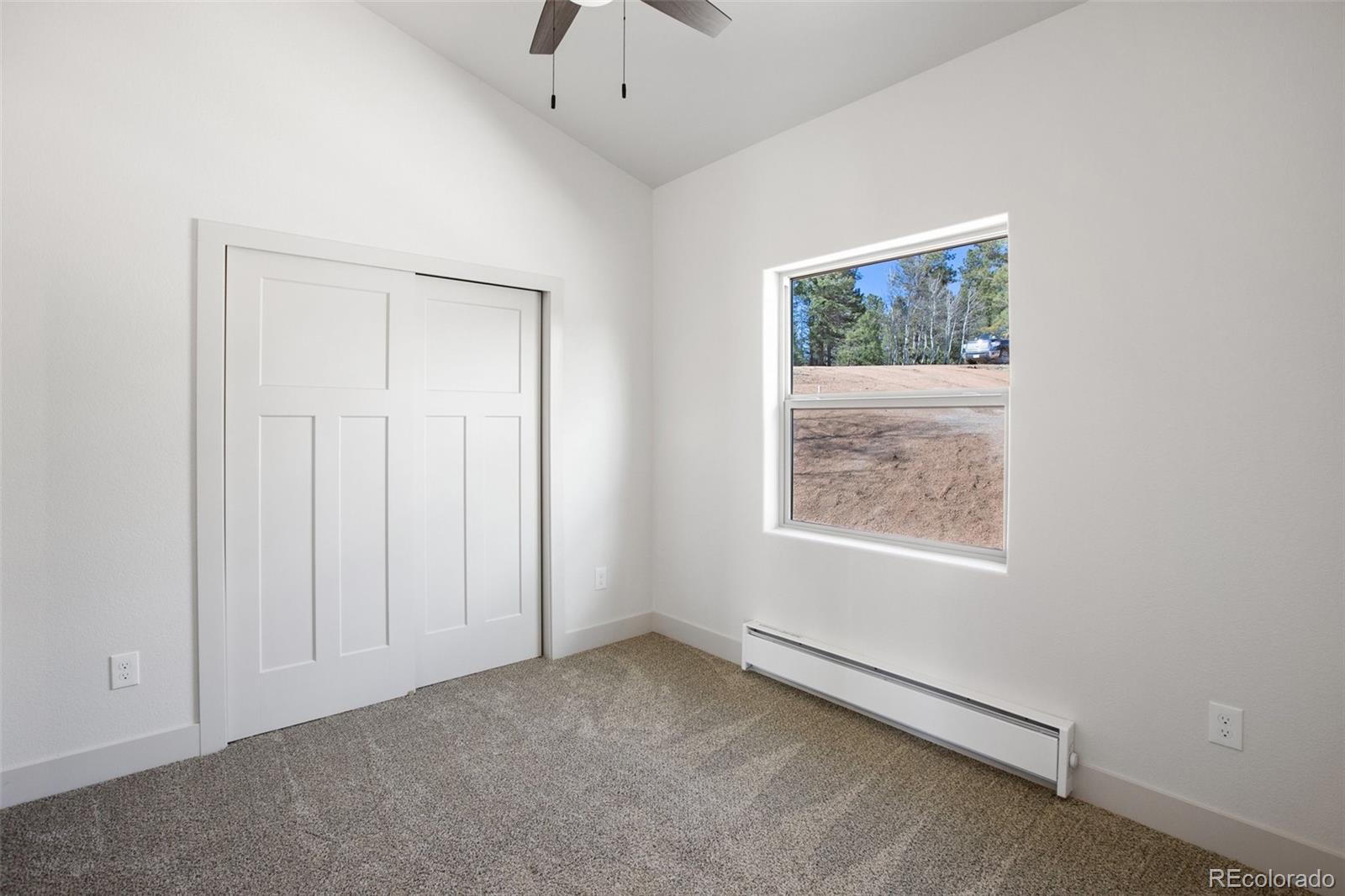 52 W Eldorado Circle