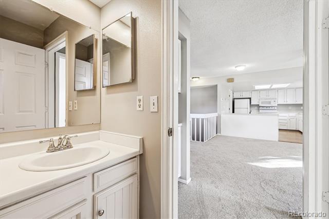 12602 E Warren Drive Unit: D
