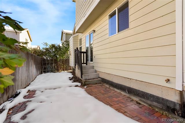 3881 W Kenyon Avenue
