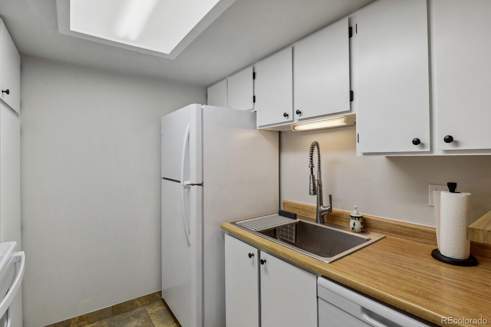 3404 S Eagle Street Unit: 201