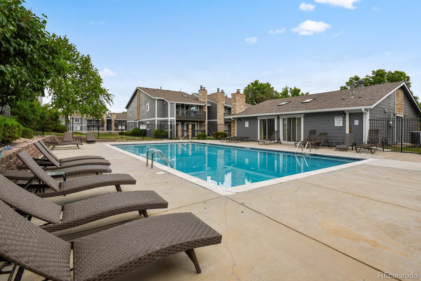 3404 S Eagle Street Unit: 201