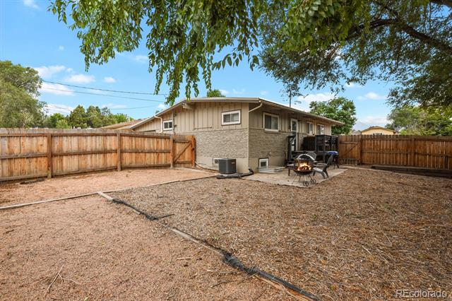 1535 Mount Everett Street
