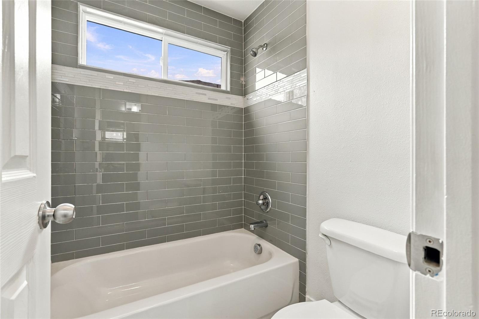 5070 S Olathe