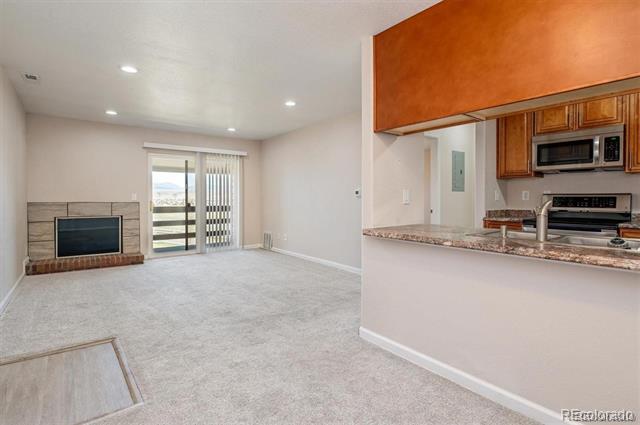 519 Wright Street Unit: 304