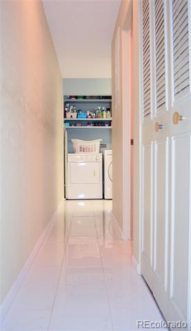 2815 S Locust Street Unit: F