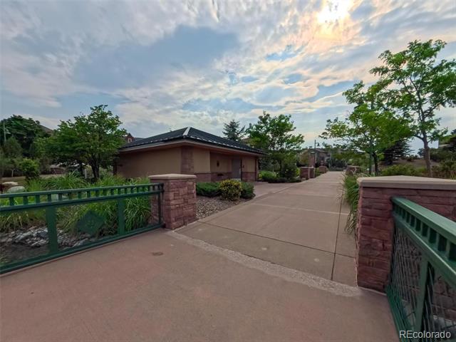 592 Brookhurst Avenue Unit: 26E