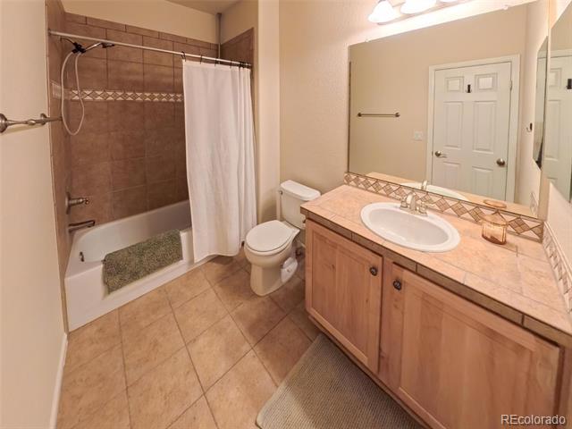 592 Brookhurst Avenue Unit: 26E
