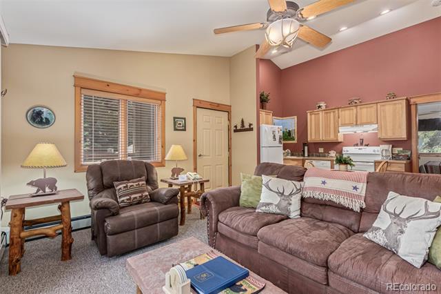2100 Fall River Road Unit: 8