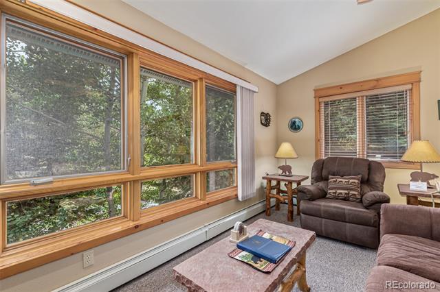 2100 Fall River Road Unit: 8