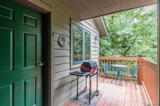 2100 Fall River Road Unit: 8