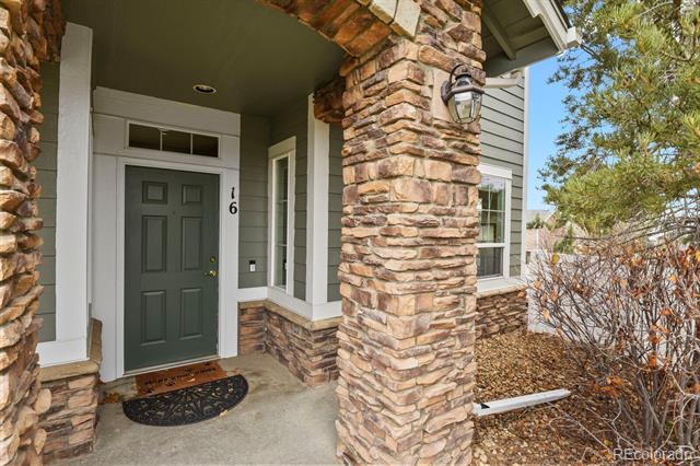 16 Whitehaven Circle