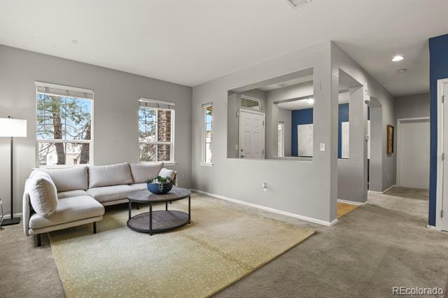 16 Whitehaven Circle