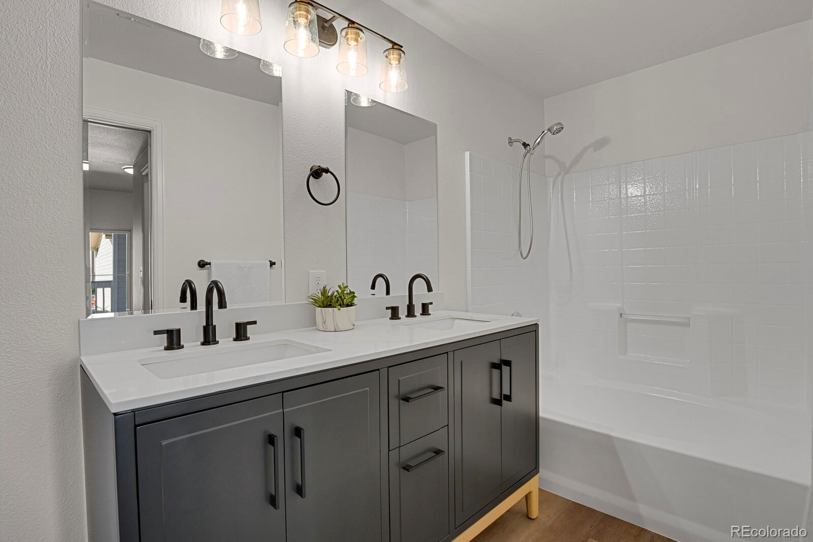 1116 Opal Street Unit: 101