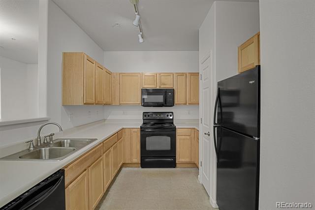 5255 Memphis Street Unit: 1105