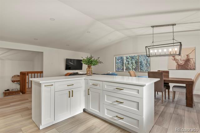 3825 E Cresta Loma Circle