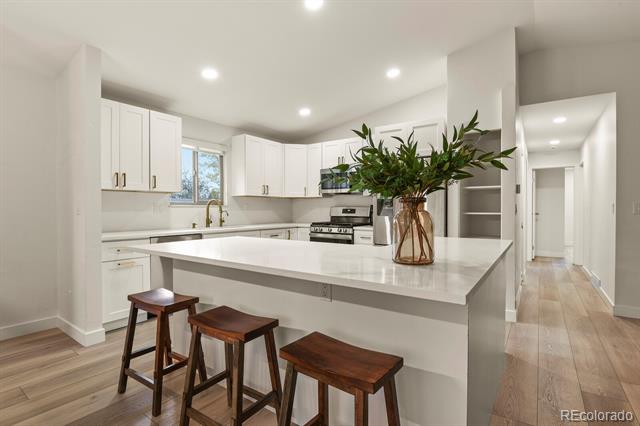 3825 E Cresta Loma Circle