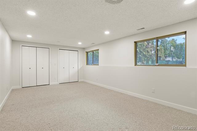 3825 E Cresta Loma Circle