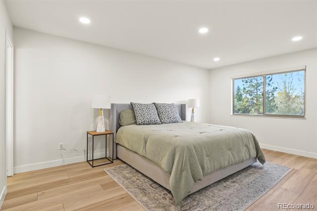 3825 E Cresta Loma Circle