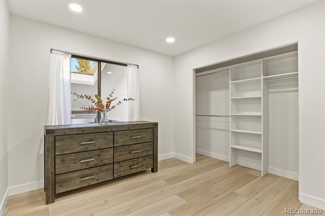 3825 E Cresta Loma Circle