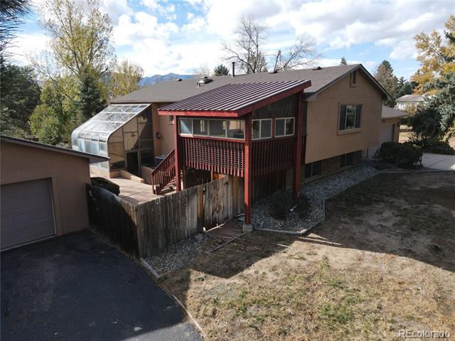3825 E Cresta Loma Circle