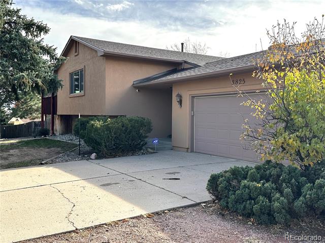 3825 E Cresta Loma Circle