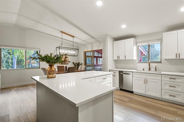 3825 E Cresta Loma Circle