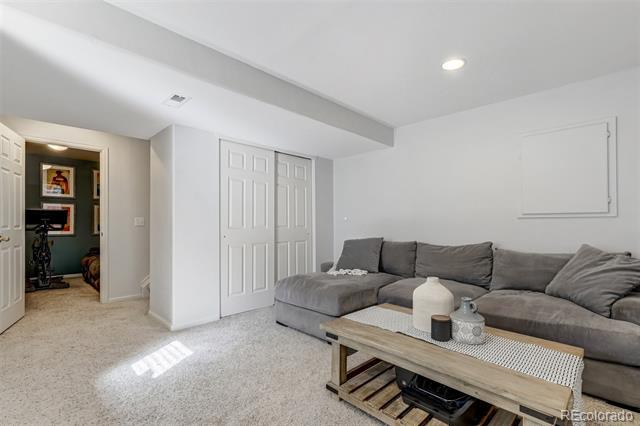 21216 Tallman Court