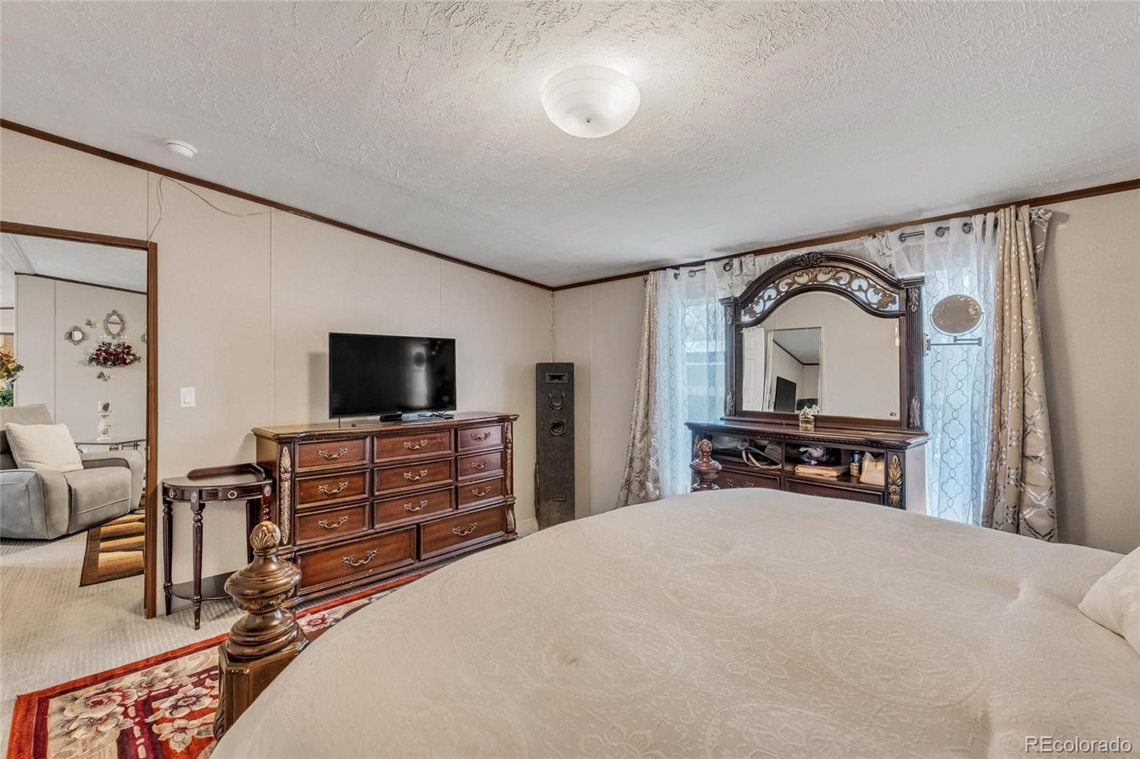 6500 E 88th