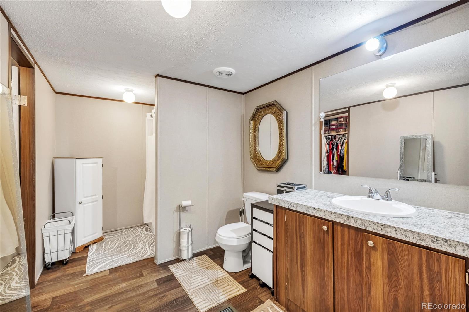 6500 E 88th