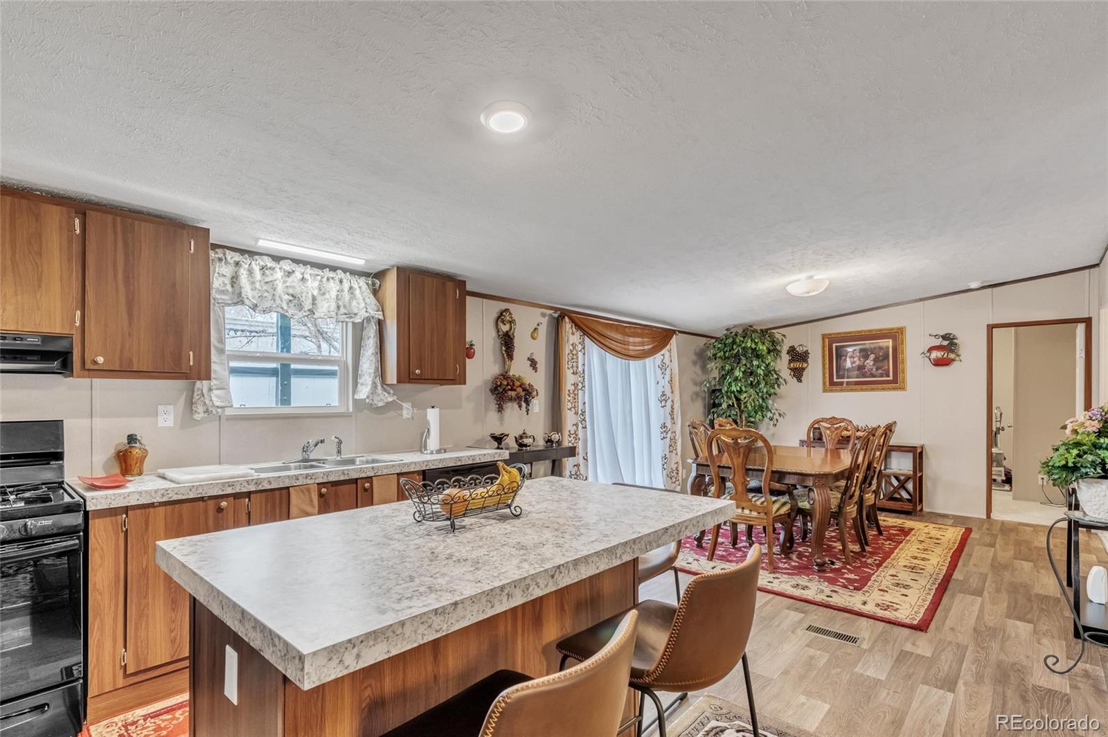 6500 E 88th