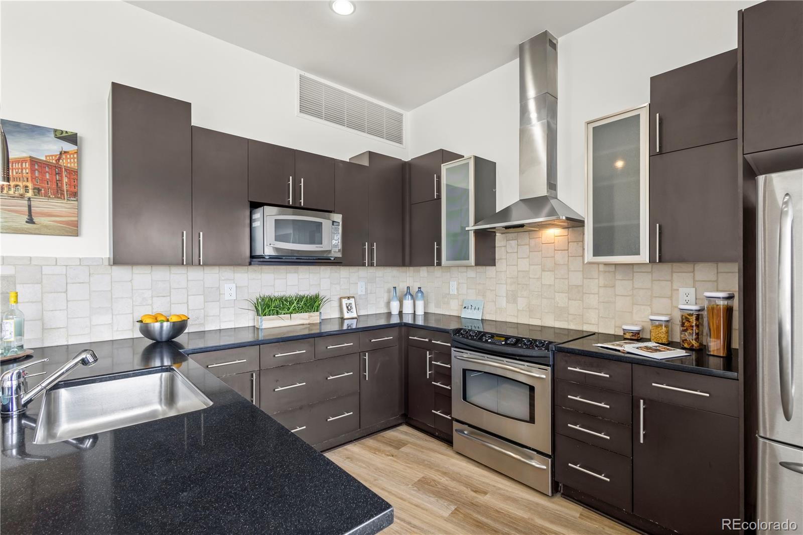 2958 Syracuse Street Unit: 407