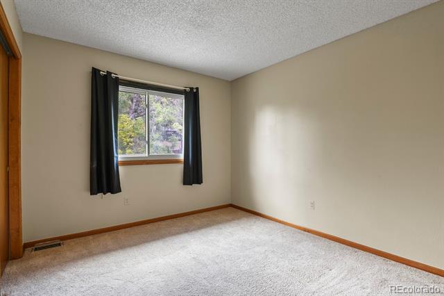 10548 Hobbit Lane