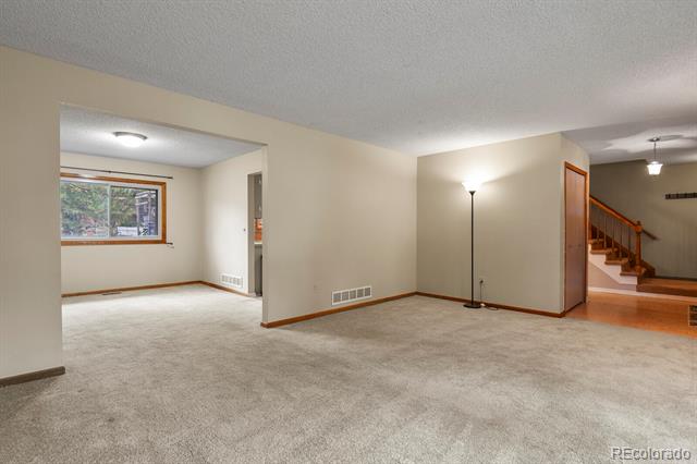 10548 Hobbit Lane