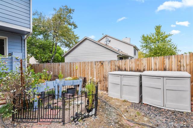 10548 Hobbit Lane
