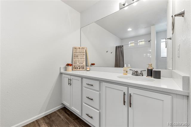 19122 E 55th Place