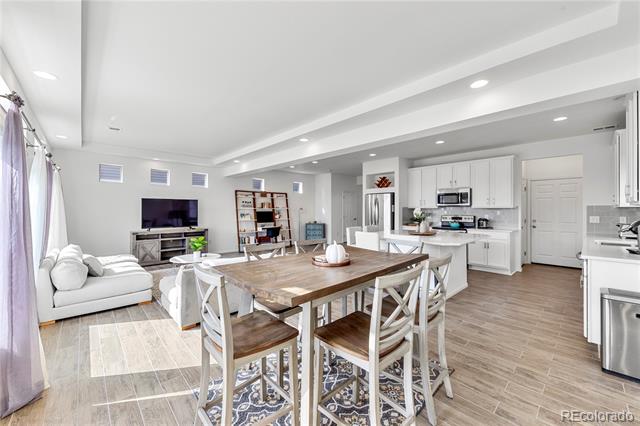 19122 E 55th Place