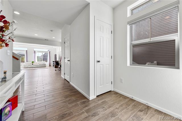 19122 E 55th Place