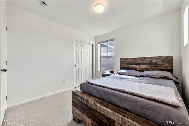 19122 E 55th Place