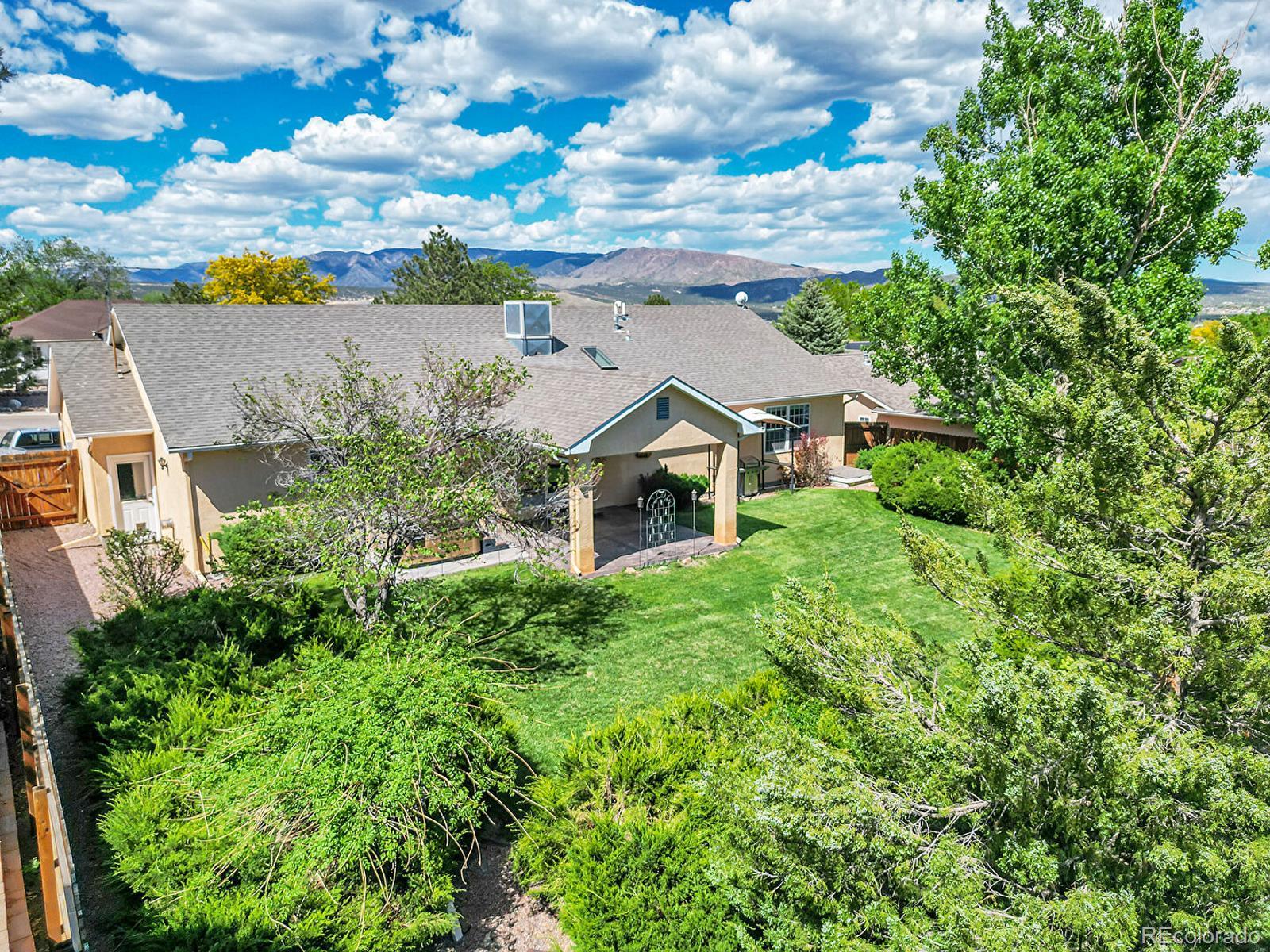 404 Autumn Court