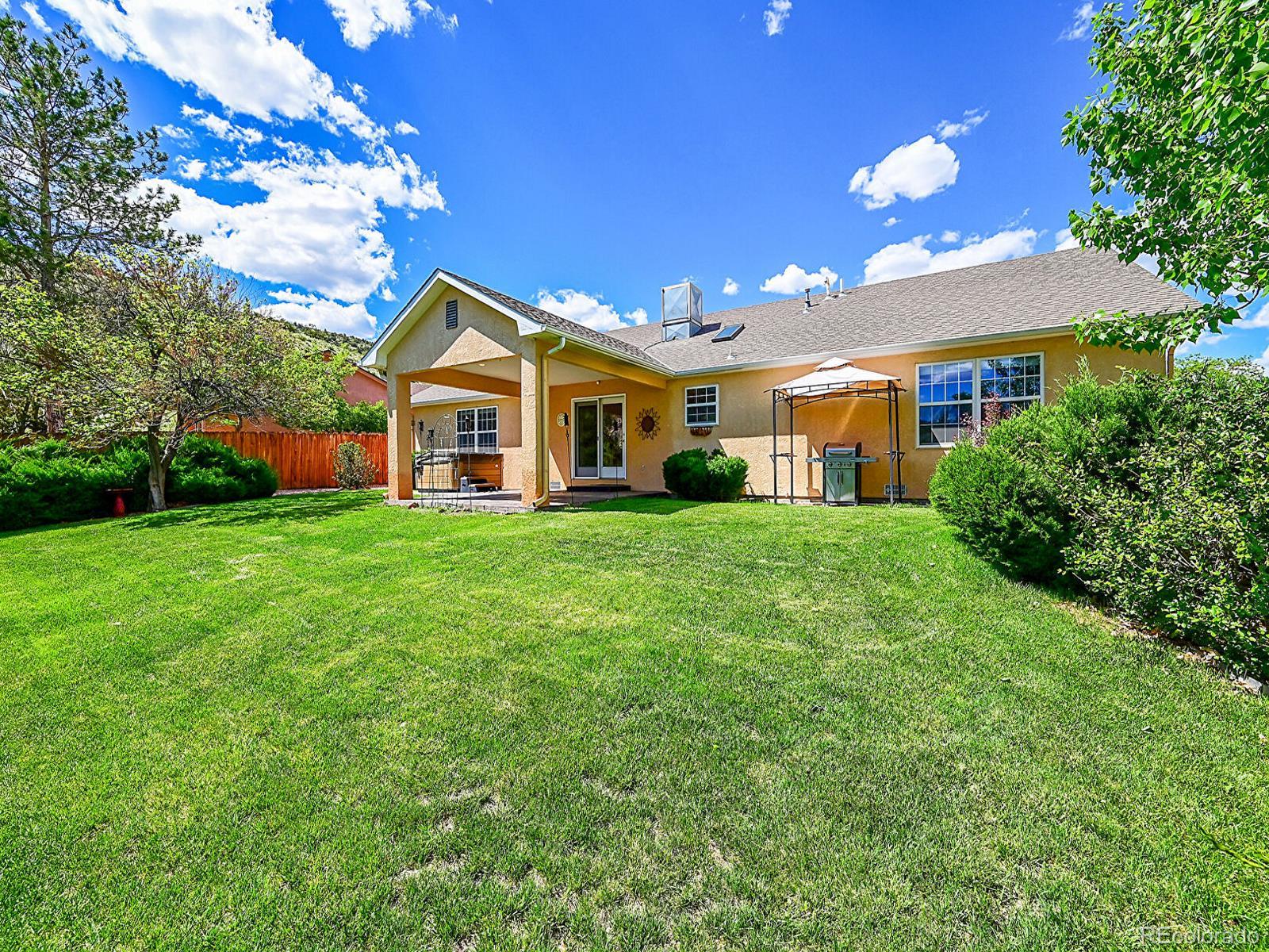 404 Autumn Court