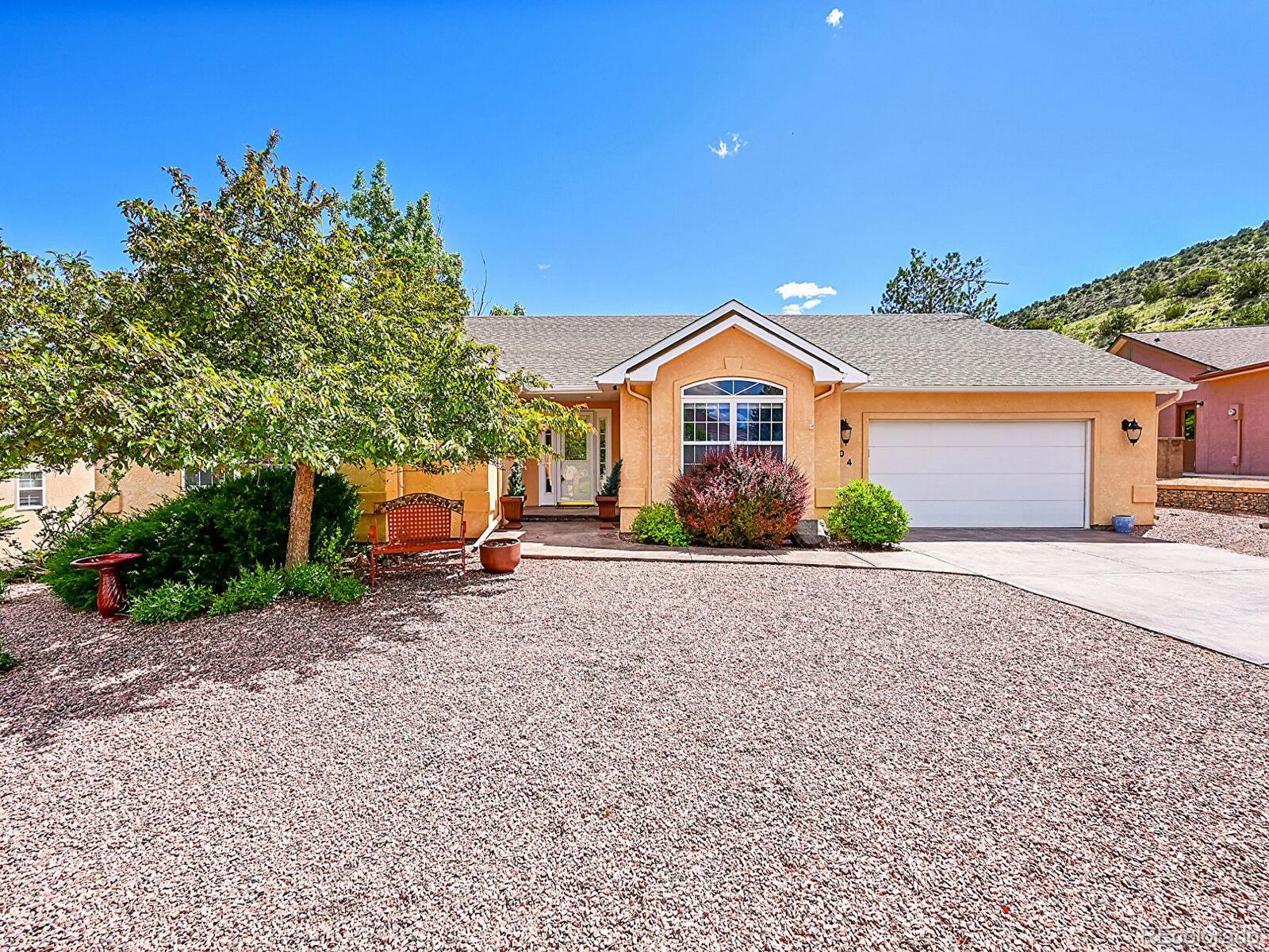 404 Autumn Court