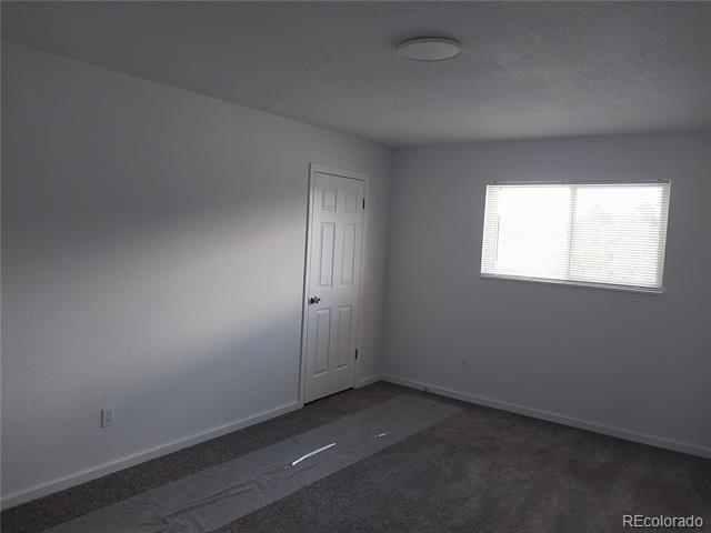 4628523