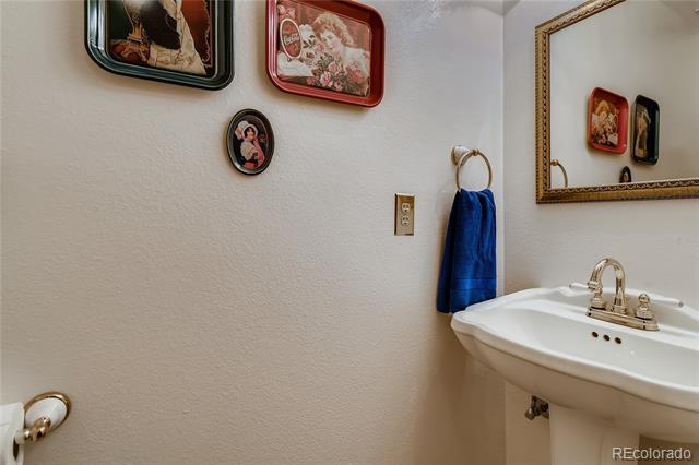 5631 S Lansing Court