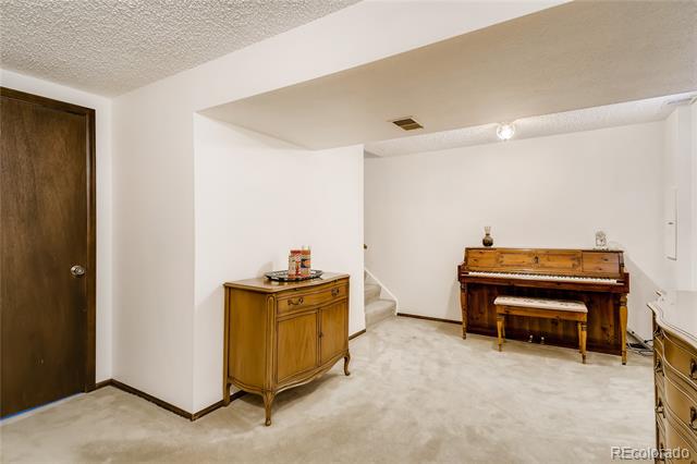 5631 S Lansing Court
